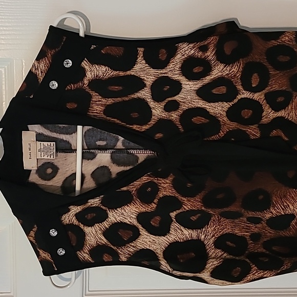 Blouse - Picture 2 of 3